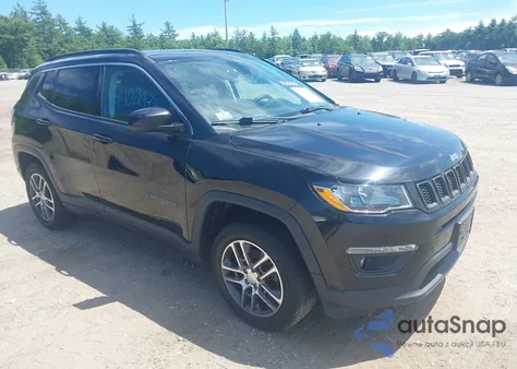 2018 Jeep Compass Latitude 4X4 from USA, damaged, VIN 3C4NJDBB9JT103883